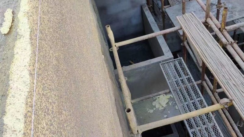 金属屋面防水涂料耐老化性能对比厂家
