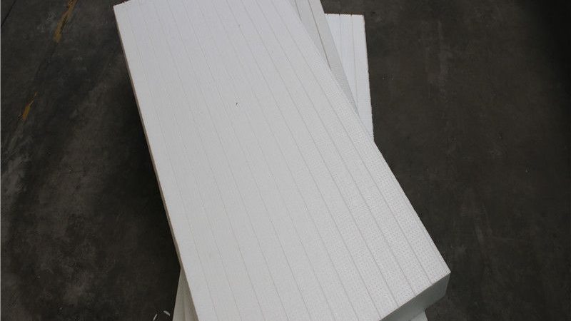 非固化防水涂料：外露使用的可行性与注意事项